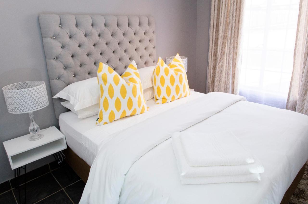 3 Lux Suites Middelburg  Εξωτερικό φωτογραφία